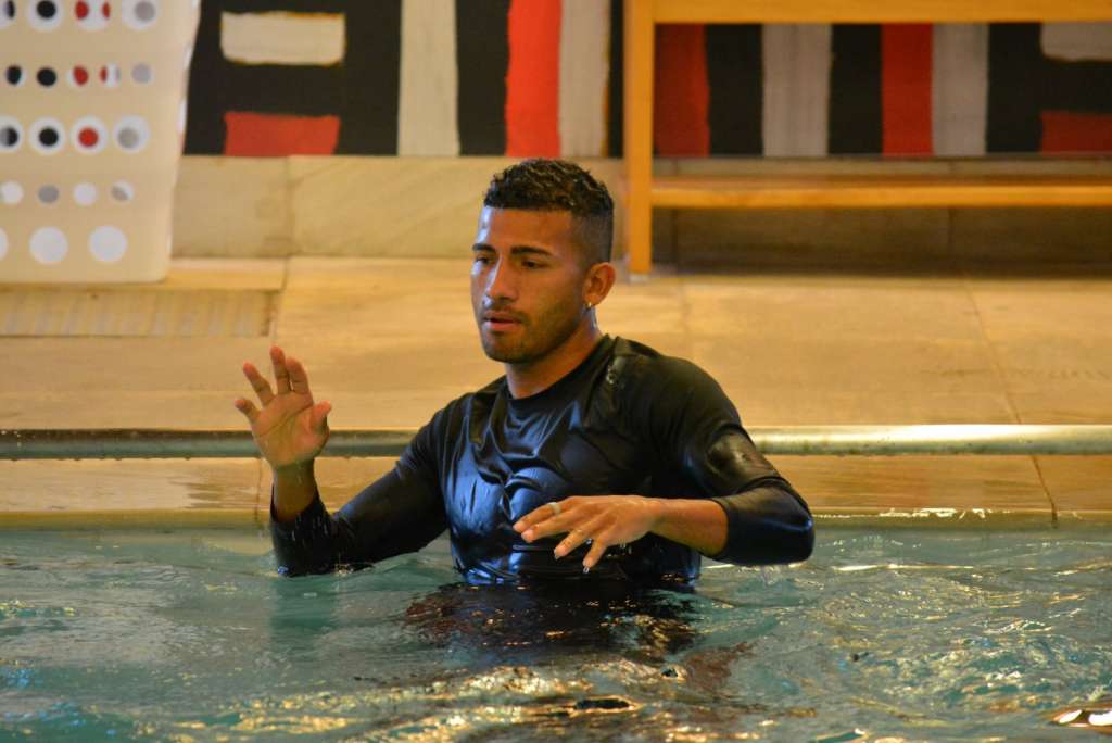 Rojas foi titular contra o Sport e saiu no final do jogo para ser poupado e fez treino regenerativo no treino de hoje