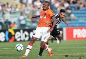 Cirino tem lesão na coxa confirmada e desfalca Atlético-PR por até cinco semanas