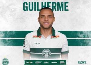 Série B: Coritiba acerta com meia Carlos Eduardo e atacante Guilherme