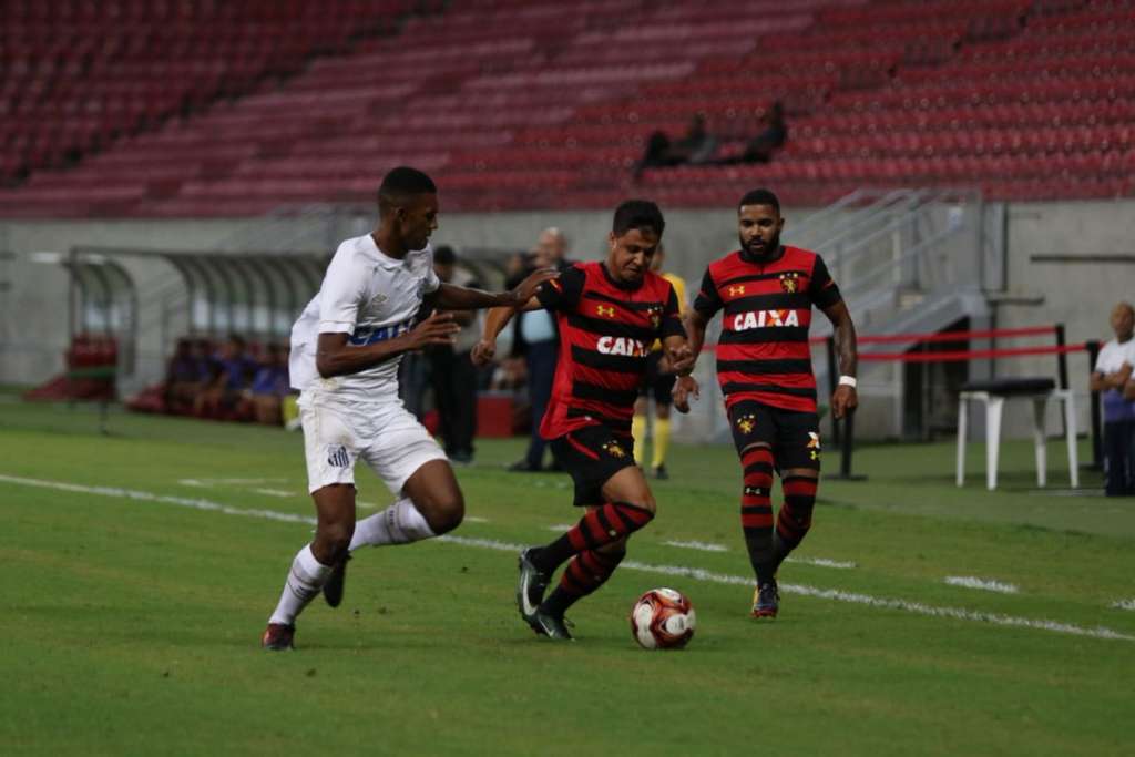  Santos empata com Sport por 0 a 0 e perde chance de se aproximar da vaga