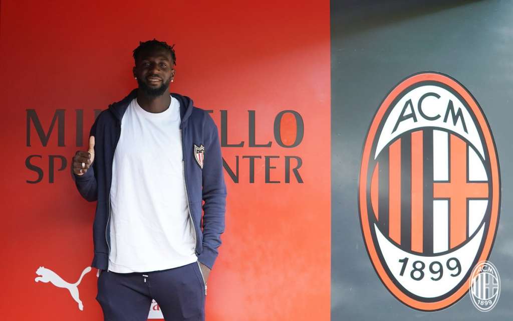 Italiano: Milan se acerta com Chelsea e contrata o meia francês Bakayoko por empréstimo