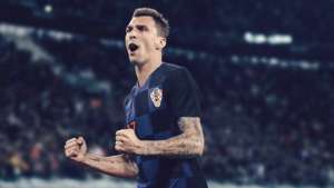 Após vice na Copa do Mundo, atacante Mandzukic se aposenta da seleção da Croácia