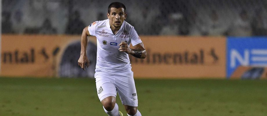 Santos confirma empréstimo de Vecchio para o Al Ahli, dos Emirados Árabes