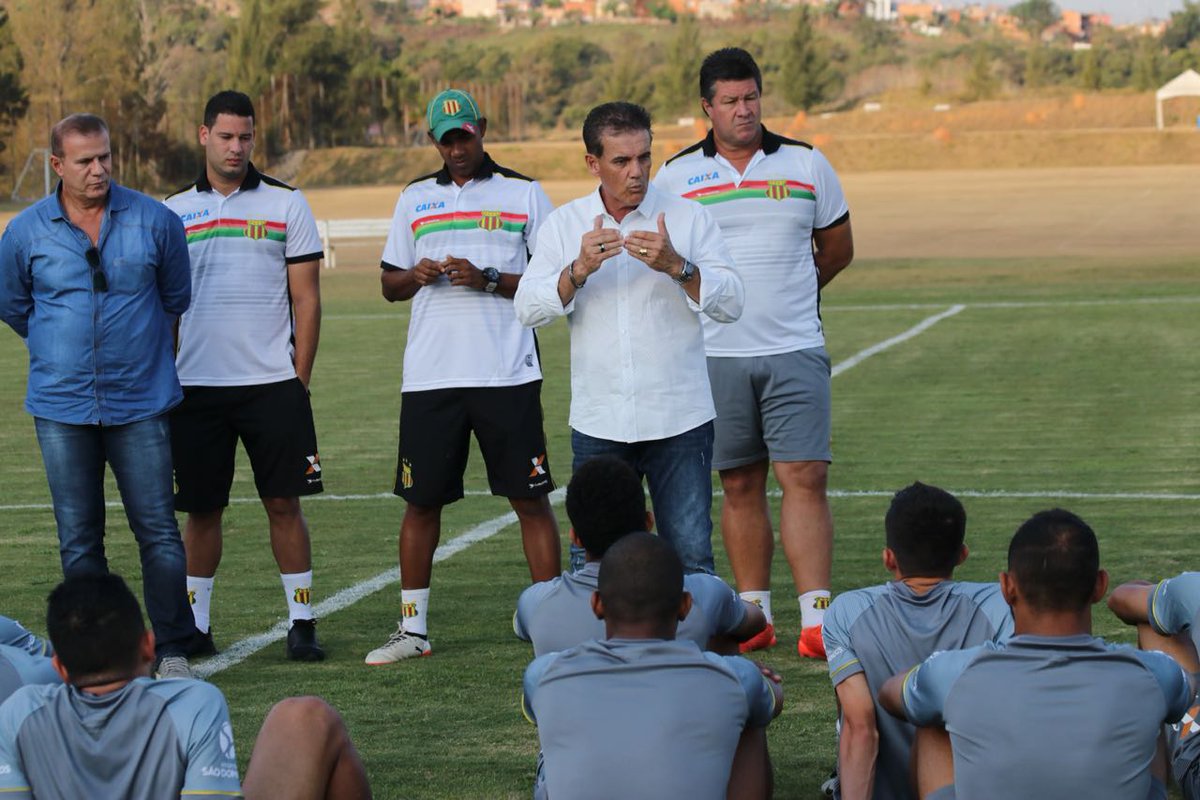 Paulo Roberto Santos vai esperar Sobral na expectativa de recuperação do meia