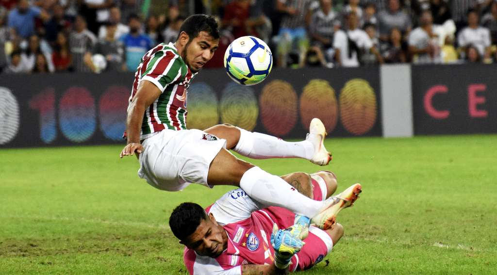 Sob desconfiança, Fluminense tenta passar sem sustos pelo Defensor