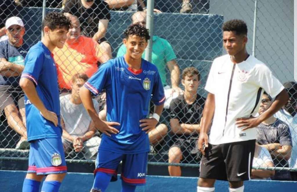 Paulista Sub 17: Meia Vinícius avalia desempenho do São Caetano no primeiro turno
