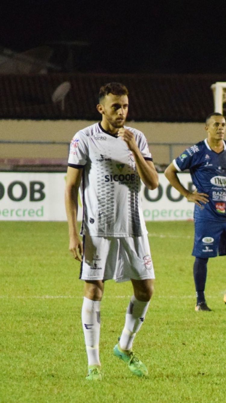 Divisão de Acesso Goiana: Ex-atacante do Barretos, Batata se destaca pelo Jaraguá