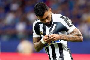 Santos protesta e pede à CBF que árbitro Rodolpho Marques não apite seus jogos