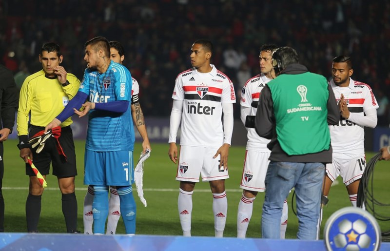 Jean diz que eliminação do São Paulo é dolorida: ‘Acabou para mim’