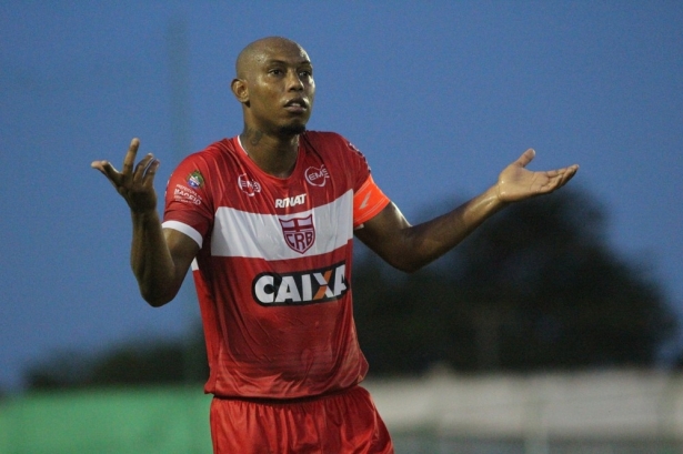 CRB desmente propostas e condena “churrasquinho” de Flávio Boaventura