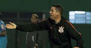 Osmar Loss tem problemas para escalar o Corinthians para partida contra o Grêmio