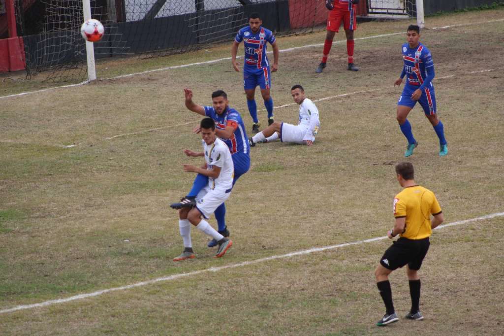 Guarulhos, Flamengo e São José brigam por duas vagas no Grupo 9 (Foto: João Rafael Pinheiro)