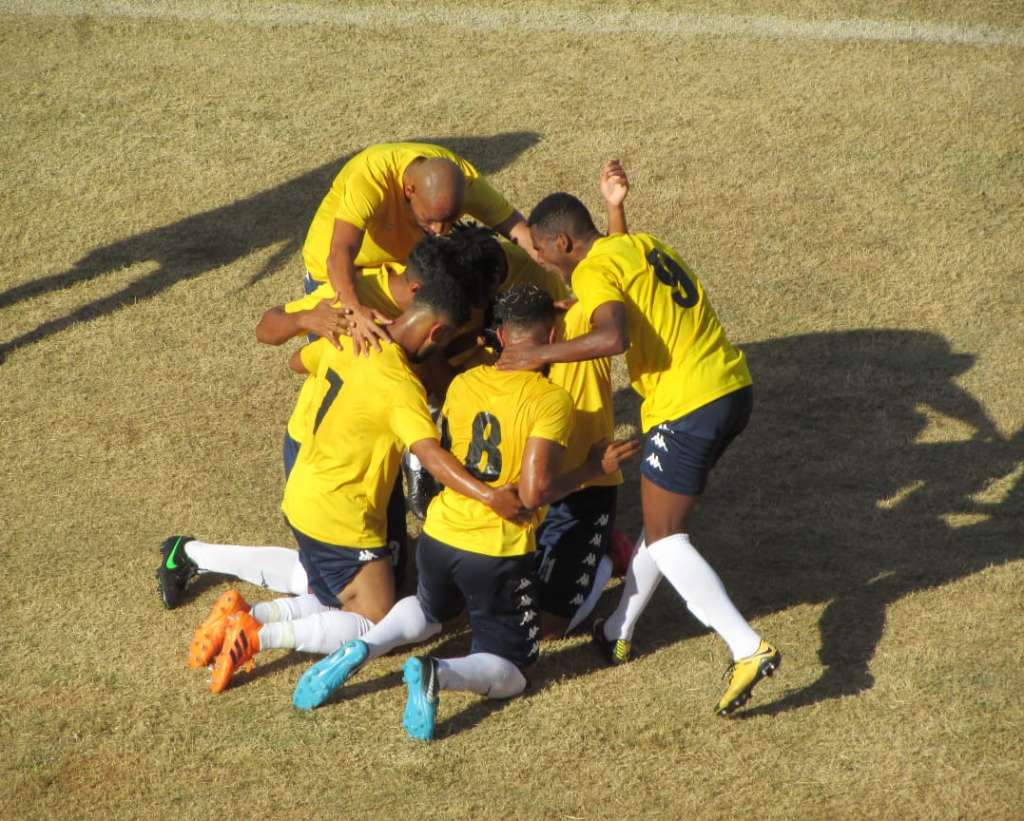  Já no Grupo 7, a situação está praticamente definida e só um ‘milagre’ pode levar o Talentos 10 à terceira fase (Foto: Muller Merloto Silva)