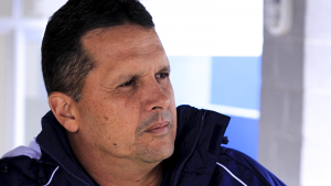 Com desfalques, Claudinei vai ter que mexer no Paraná logo na estreia