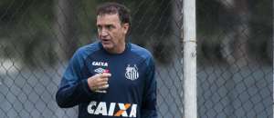 Copa do Brasil: Cuca discorda da diretoria do Santos e elogia árbitro do jogo com Cruzeiro