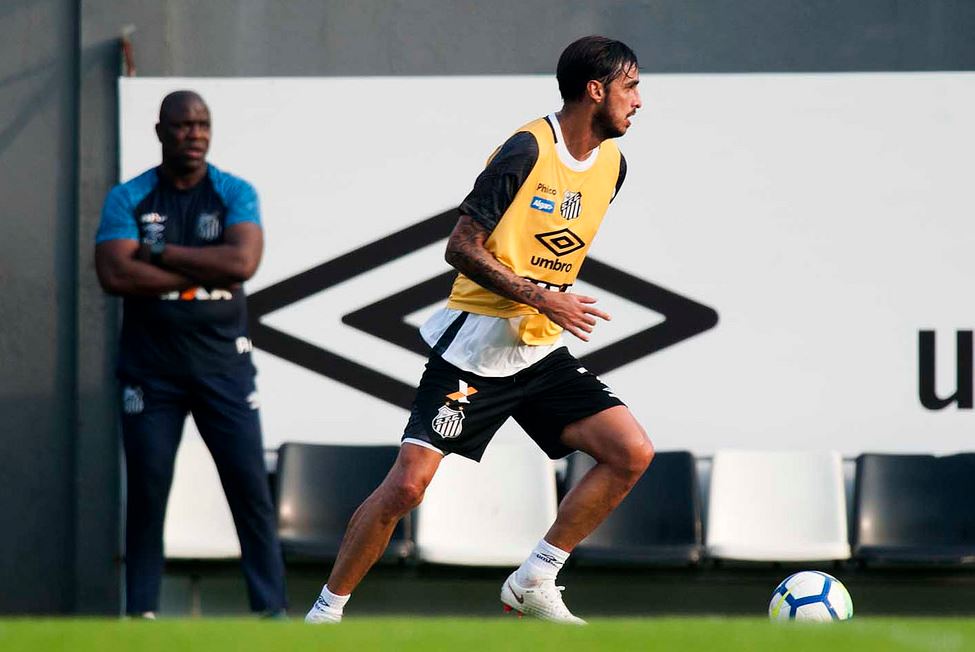 Santos faz substituições na lista da Libertadores e inscreve estrangeiros