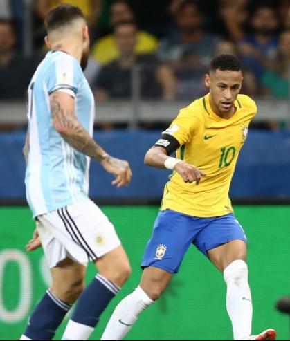 Tite já começou a renovar a Seleção Brasileira em sua primeira convocação
