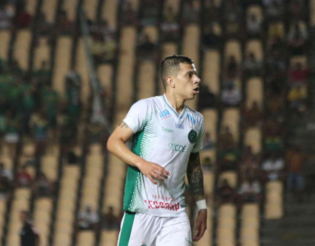O atacante Matheus Oliveira abriu o placar para o Guarani no início do primeiro tempo (Foto: Lucas Almeida/Sampaio Corrêa)