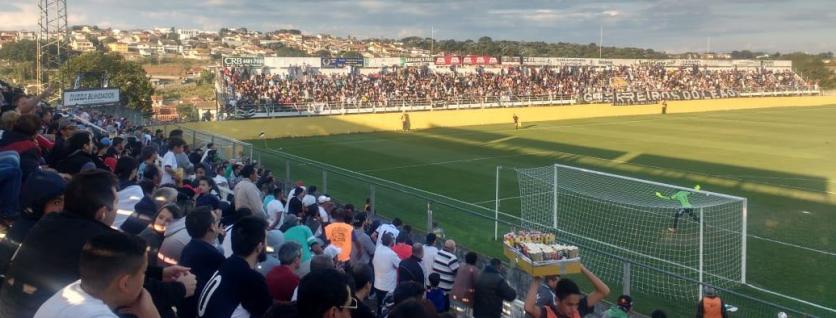 Nabizão ficou cheio para empurrar Bragantino à vitória sobre o Náutico. Sucesso do Futebol Sustentável