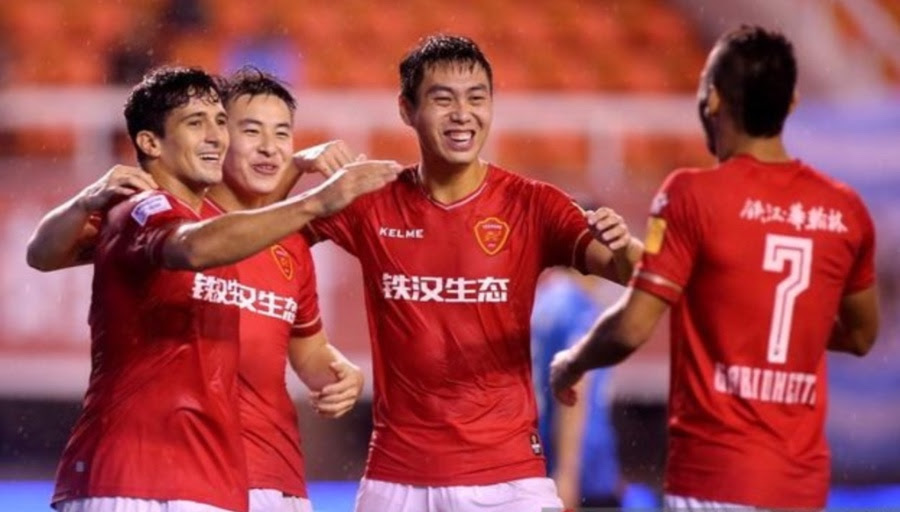 Chinês: Aloísio marca e dá assistência, mas Meizhou Meixian tropeça