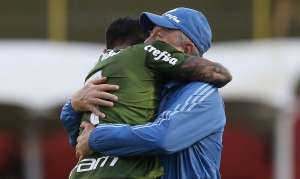 Felipão vibra com defesa e mira mais recordes no Palmeiras