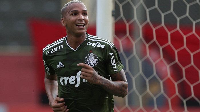 Seleção FI tem técnico do líder e atacante resgatado por Felipão no Palmeiras