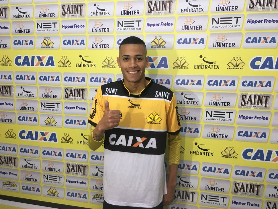 Série B: Criciúma apresenta jovem meia revelado pelo Grêmio
