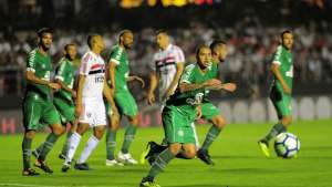 Chapecoense x Atlético-PR - Furacão vem embalado para confronto direto contra o Z4