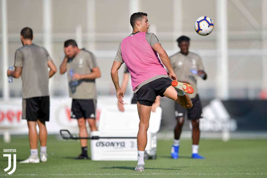 CR7 elogia estrutura da Juventus e diz que quer entrar para história