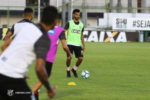 Zagueiro elogia sequência do Ceará na Brasileirão e foca em duelo com líder