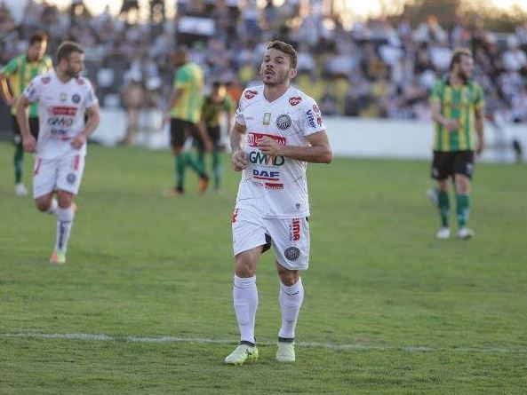 Série C: Com acesso na bagagem, meia confia em reação do Operário-PR