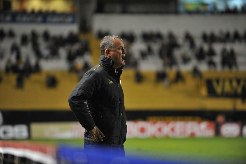 ​Série B: Técnico do Criciúma alerta para quantidade de gols sofridos nos últimos jogos