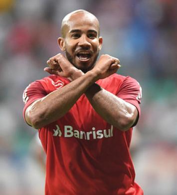 Patrick fez o gol da vitória do Colorado