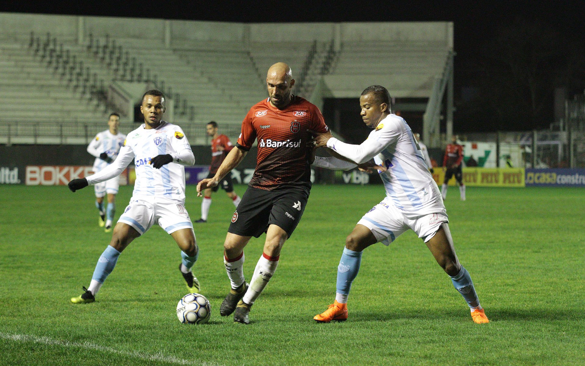 Série B: Brasil de Pelotas muda mais de meio time para deixar Z4