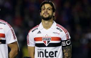 Exame não aponta lesão, mas Hudson ainda é dúvida no São Paulo
