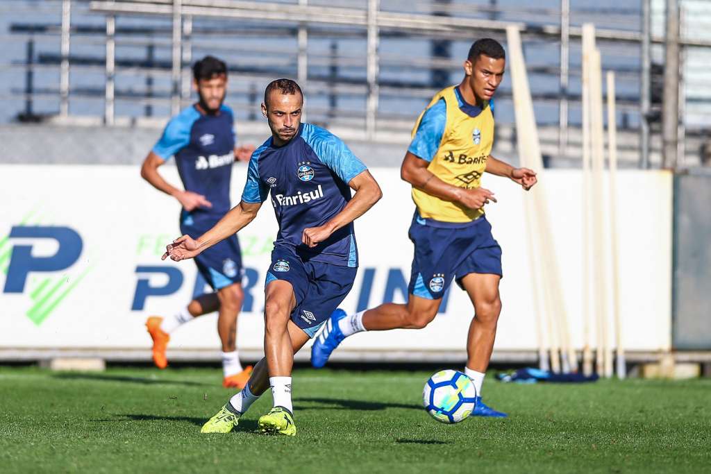 Grêmio se reapresentou nesta quinta-feira após o empate com o Cruzeiro por 1 a 1, quarta-feira, em Porto Alegre pela 20ª rodada do Campeonato Brasileiro