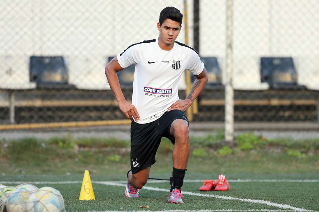 Lucas Veríssimo diz que Santos precisará se impor independentemente de punição 2 0002050336473 img