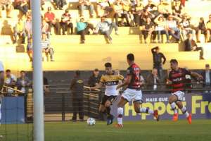 Série B: Com Sueliton suspenso, Carlos Eduardo deve ganhar nova chance no Criciúma