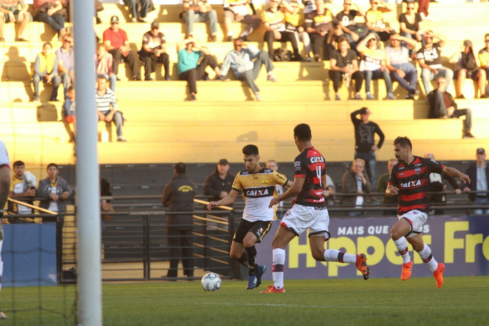 CSA x Criciúma – Azulão encara defesa fragilizada para encostar no Fortaleza