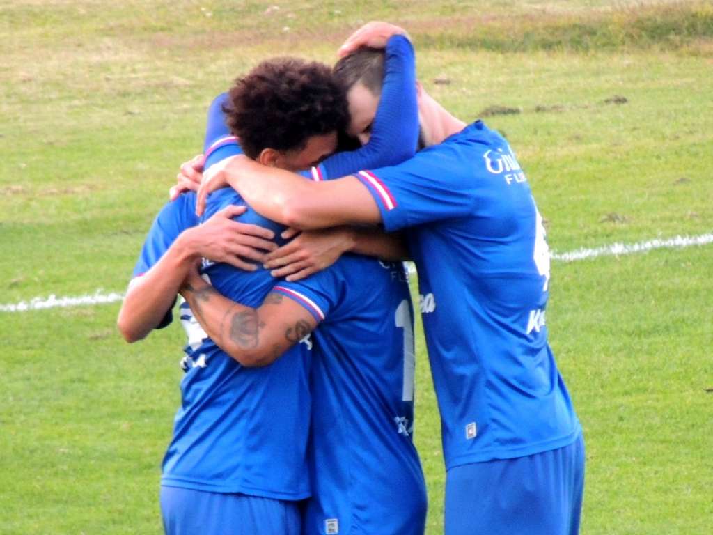 São Caetano pode colar no líder Santo André