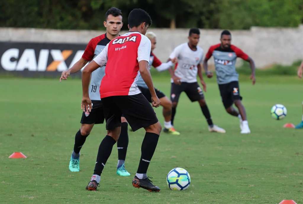 Vitória se prepara para enfrentar o Atlético-MG - Maurícia da Matta / ECV