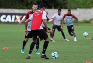 Vitória x Atlético-MG - Galo quer afundar rival para encostar nos líderes