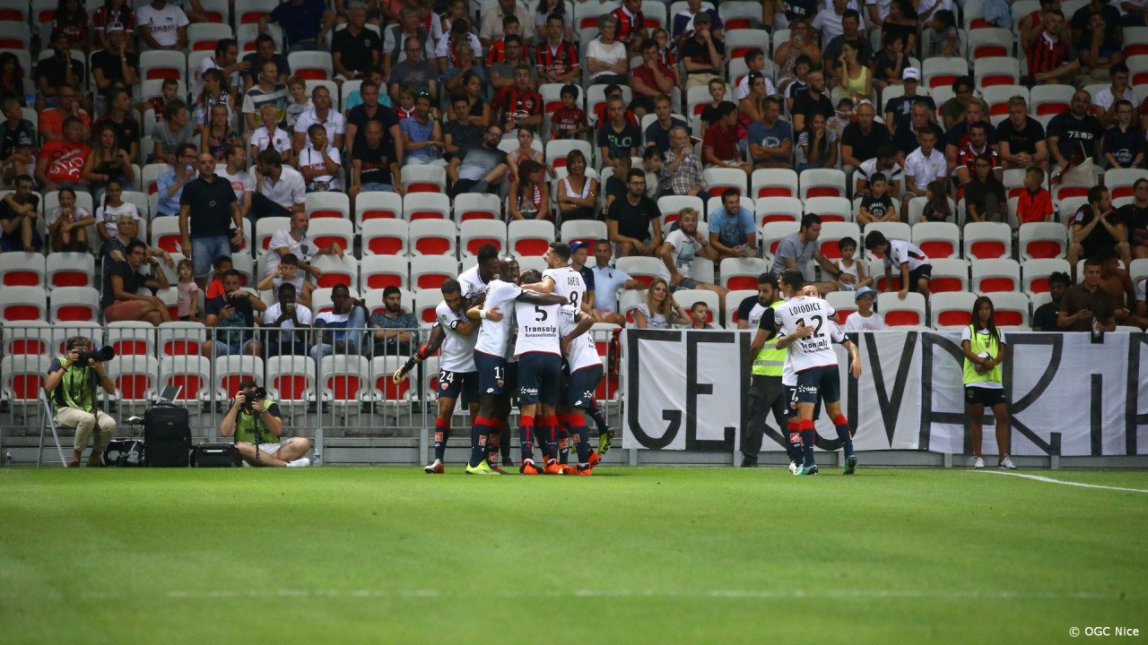 FRANCÊS: Dijon goleia Nice e divide liderança do Francês com o PSG