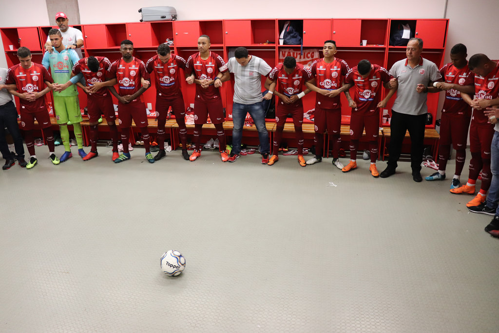 Sem acesso, Náutico e Santa Cruz voltam a campo apenas em 2019