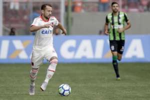 Seleção FI do Brasileirão recheada de gringos e meio de campo arrasador