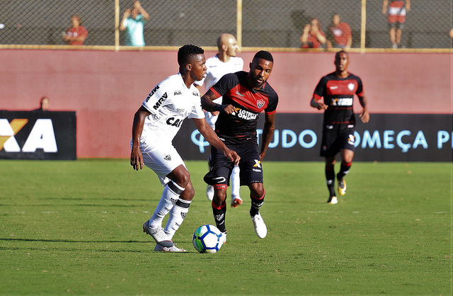 Atlético-MG terá reforços contra o Corinthians e poderá mudar o meio-campo