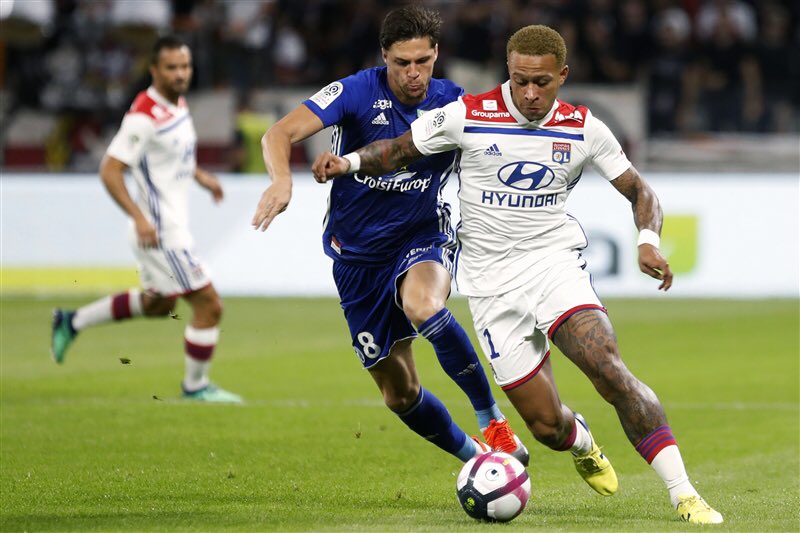 Punido, Lyon disputará 1º jogo como mandante na Liga dos Campeões sem torcida