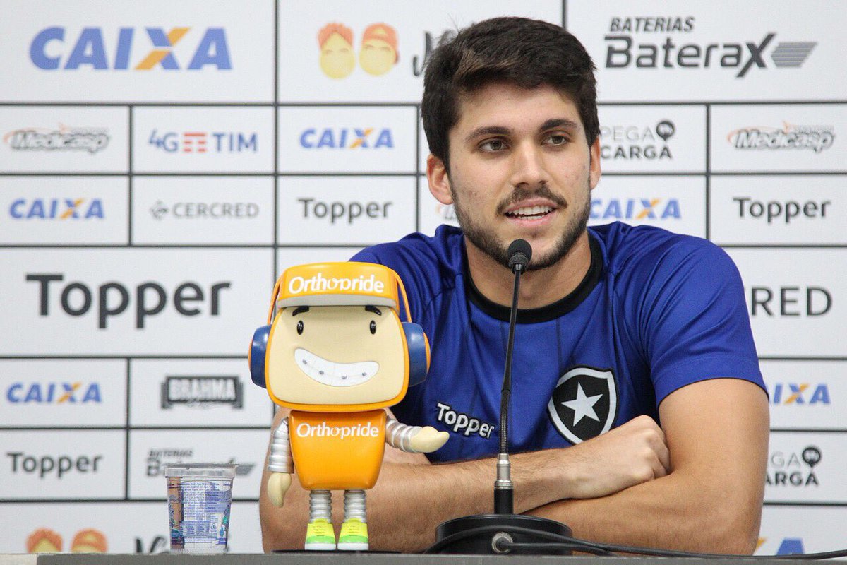 Igor Rabello minimiza possível interesse da Europa e garante foco no Botafogo