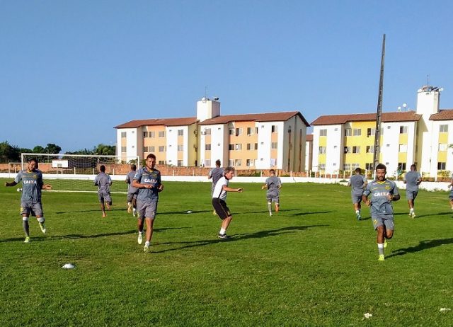 Série B: Paulo Roberto Santos prepara Sampaio Corrêa para sair do Z4