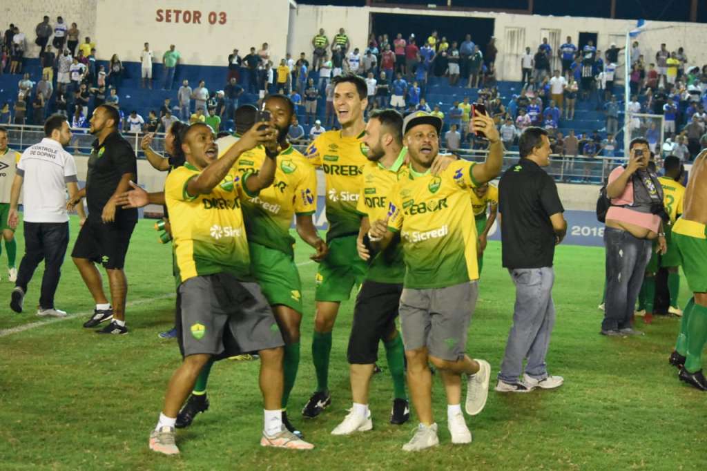 Cuiabá recoloca a capital mato-grossense na Série B depois de 30 anos